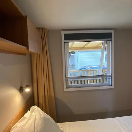 Mobilhome - 8pers - 100m Des Plages - Equipe